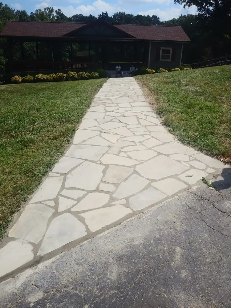 Pic 22 pouring concrete driveway
